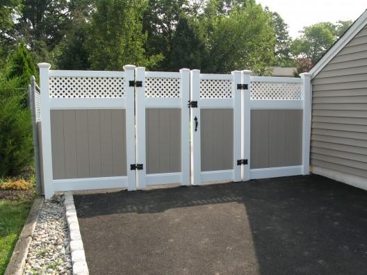 PRIVACY GATES – MR VINYL PRODUCTS